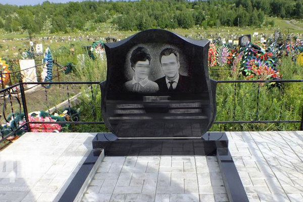 Сколько стоит памятник на могилу в Ижевске от